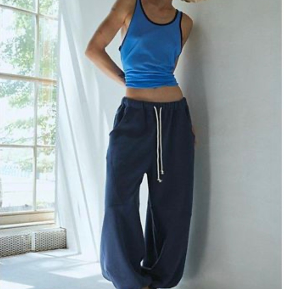 Urban Outfitters UO - Out From Under Kai Extreme Barrel Joggers - XL - NWT -